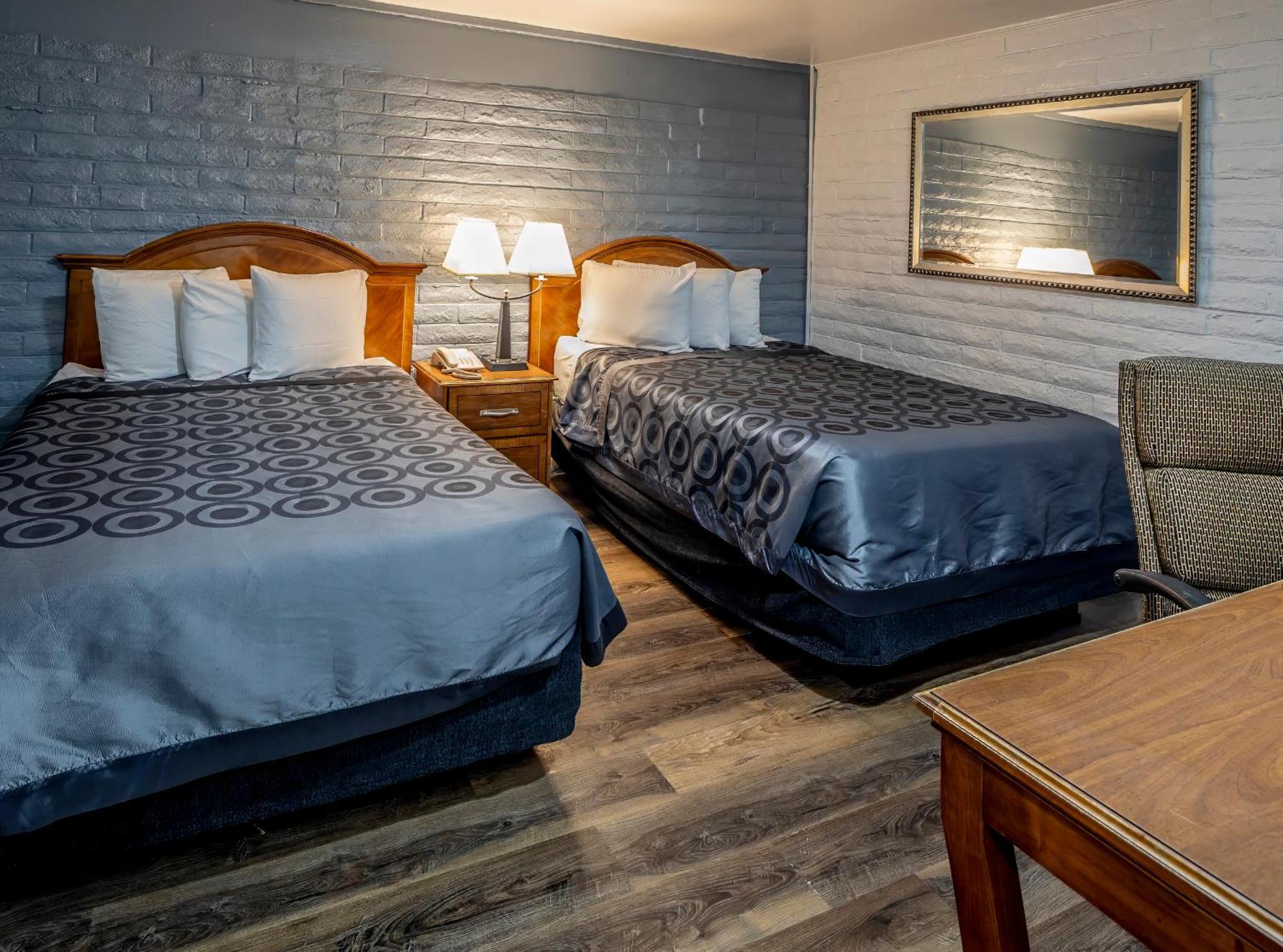 Hitching Post Studios Inn Санта-Круз Екстер'єр фото