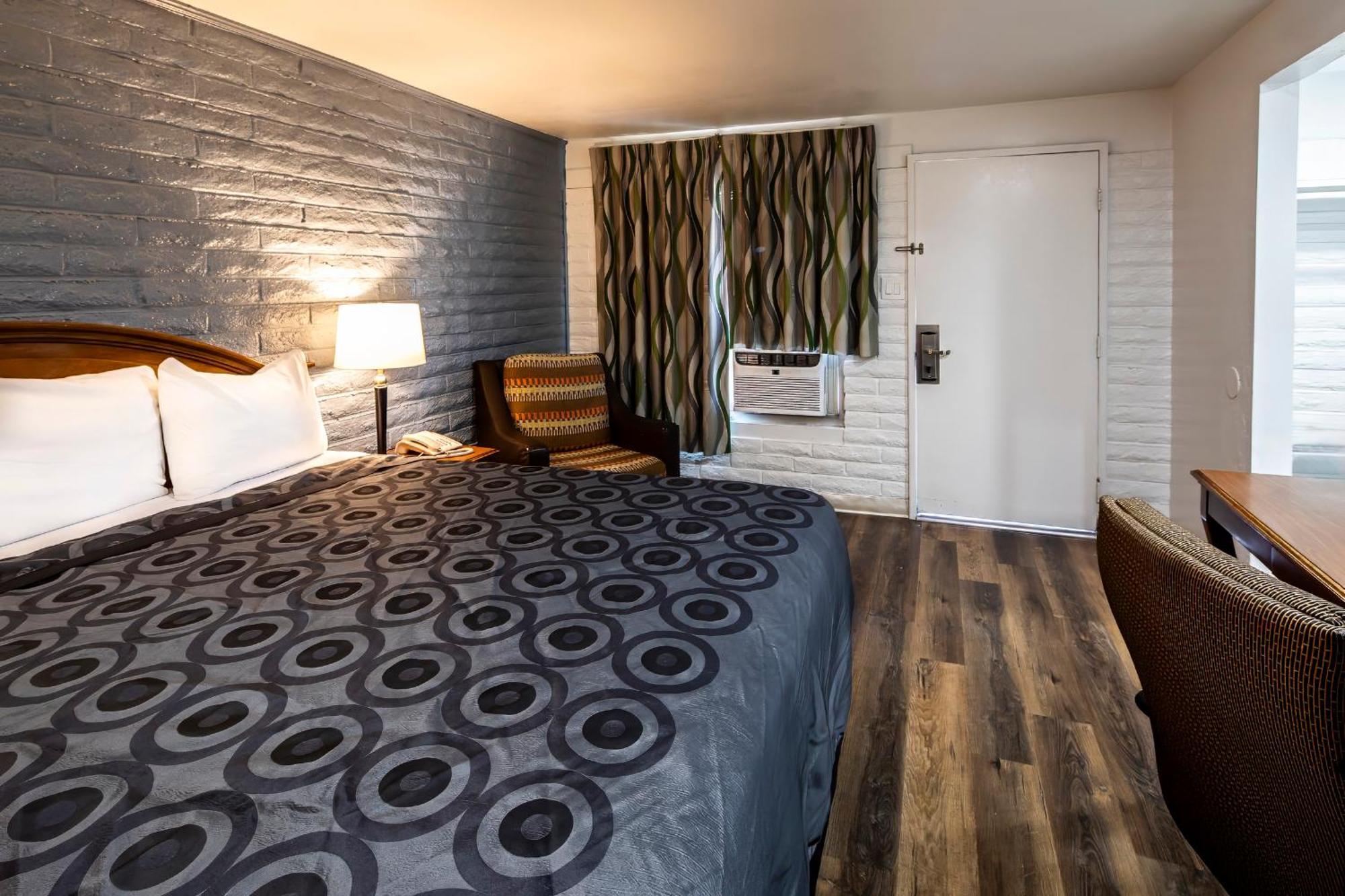 Hitching Post Studios Inn Санта-Круз Екстер'єр фото